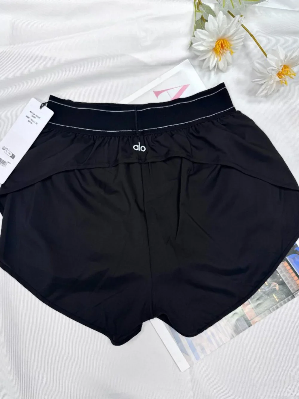 Brand New Alo Yoga😆Match Point Short Black ( Loose fit, elastic waistband )